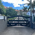House Silvia & Nuno's בית נופש *