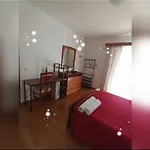 House Silvia & Nuno's בית נופש