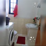 House Silvia & Nuno's בית נופש *