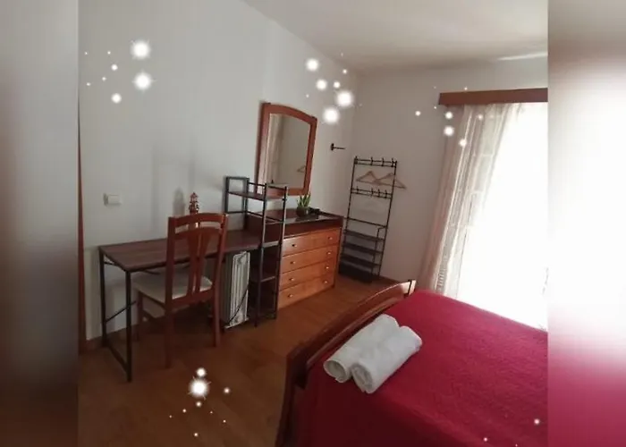 House Silvia & Nuno's בית נופש